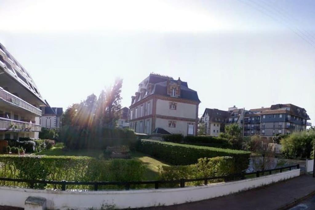 Flat 50m & Center Cabourg