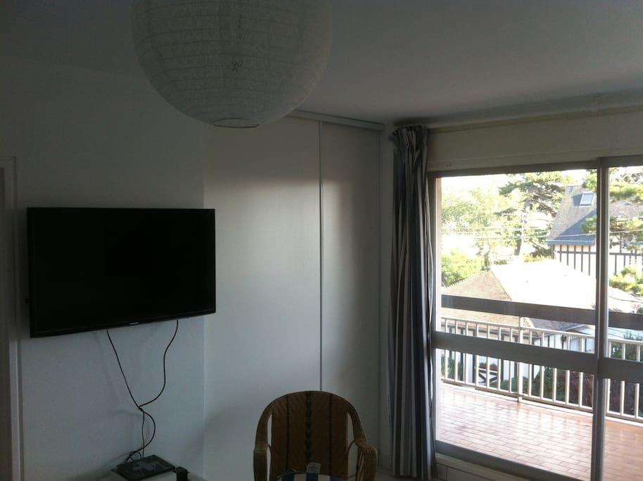Flat 50m & Center * Cabourg